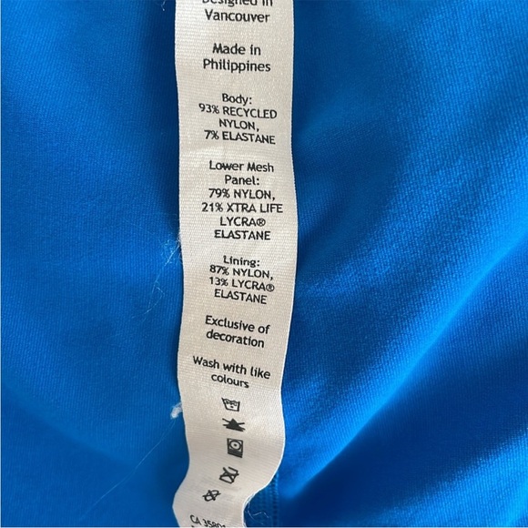 Lululemon Logo Waistband High-Rise Training Short - size 6 - Picture 13 of 13